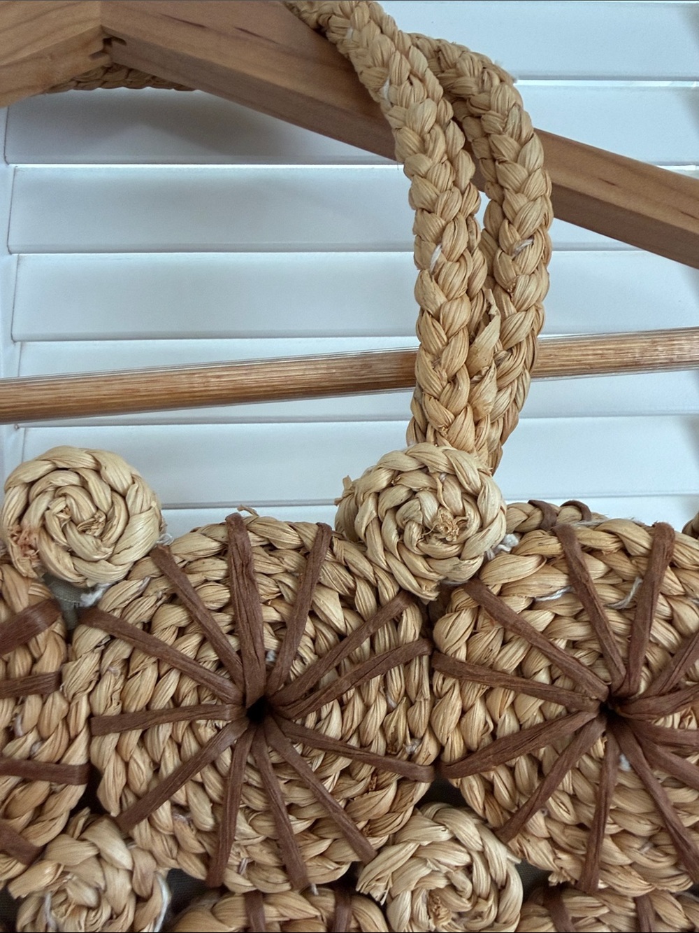 Vintage Two-Tone Woven Tote in Natural and Brown - Picture 6 of 6